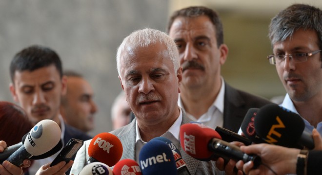 Aydın partisinden istifa etti