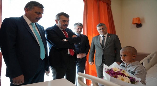 Bakan Tekin Tutar'ı ziyaret etti