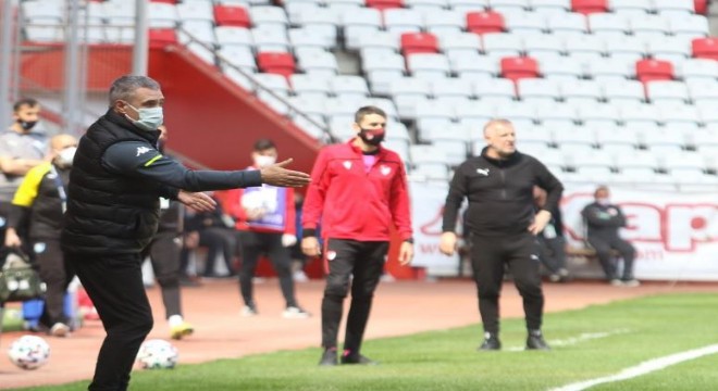 Bakkal: ‘Bireysel hatalarla mağlup olduk'