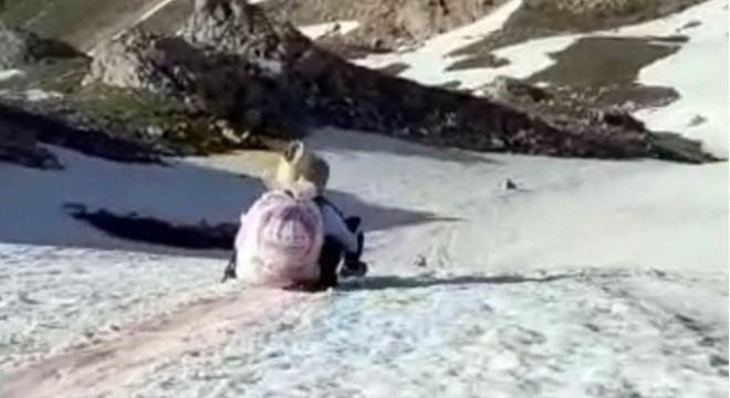 Batı'da bahar, Doğu'da kar