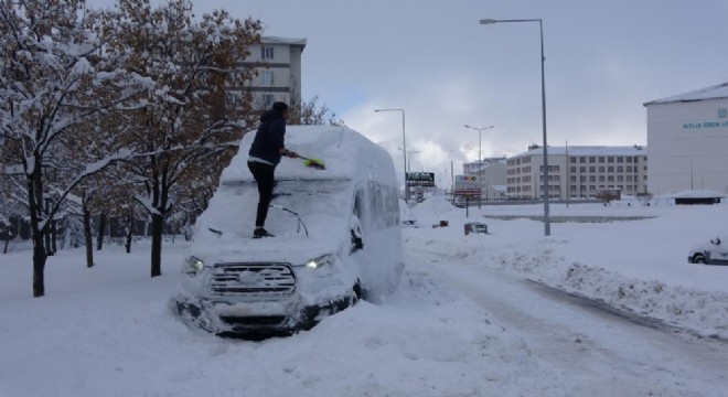 Bitlis'te eğitim ve öğretime 2 gün ara verildi