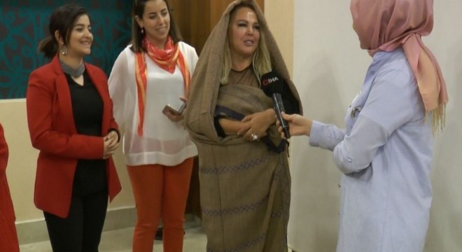 Safiye Soyman Erzurum'da Ehram giydi