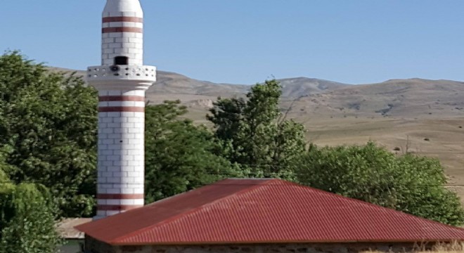 Bozyazı Camisi minareye kavuştu