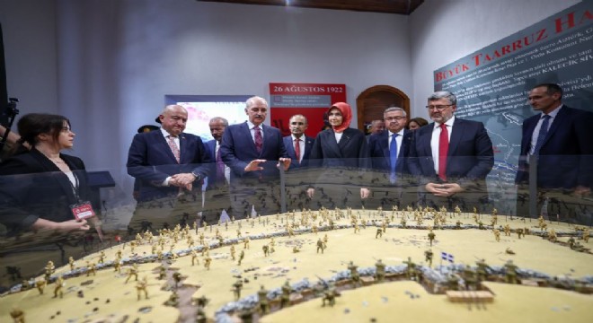 ‘Büyük başarılara imza atmış bir milletiz'