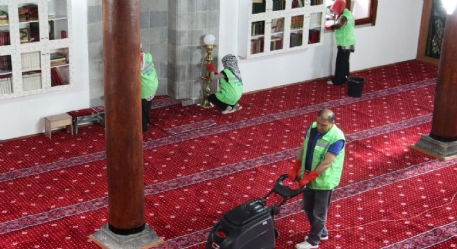 Büyükşehir'den Ramazan temizliği