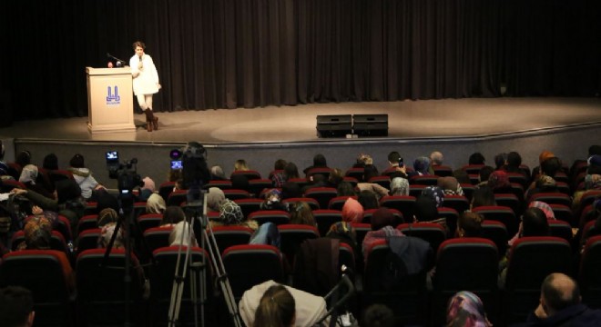 Büyükşehir'den ebeveynlere özel konferans