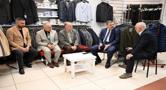 Çiftçi, esnafı ziyaret etti