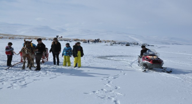 Doğu'da Göl Turizmi ilgi buluyor