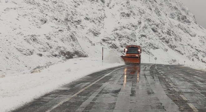 Doğu'da karla mücadele dönemi başladı