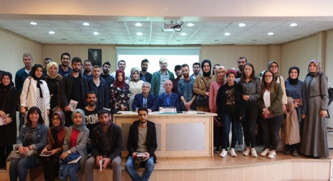 Duayen Gazeteci genç iletişimcilerle buluştu