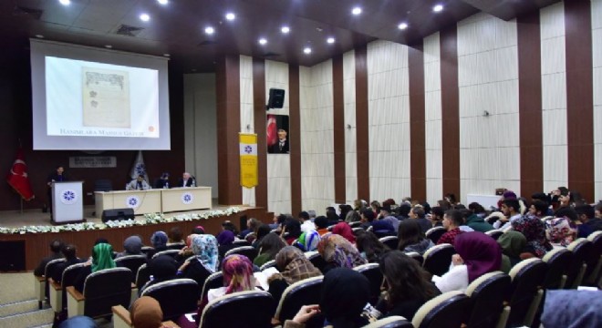 ETÜ'de ‘Kadın' temalı sempozyum düzenlendi