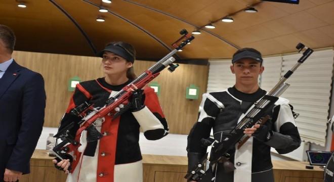 ETÜ'lü Damla Köse Türkiye'yi temsil edecek