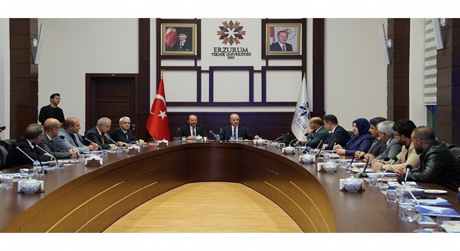 ETÜ senatosu Özvar başkanlığında toplandı