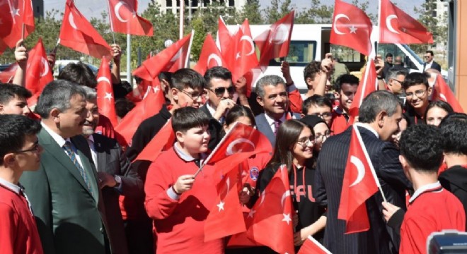 Ekici öğrenci, veli ve öğretmenlere seslendi