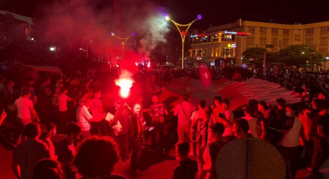 Erzincan'da TFF 2. Lig'e yükselme coşkusu