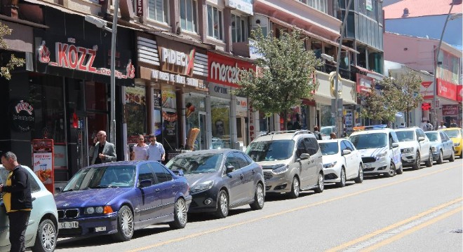 Erzurum'da 3 bin 25 araç devredildi