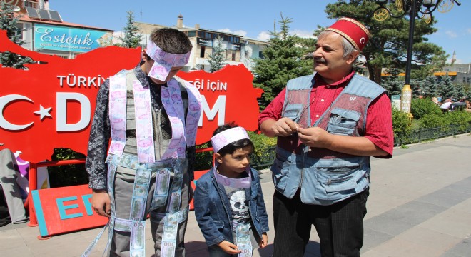Erzurum'da dolara ilginç protesto