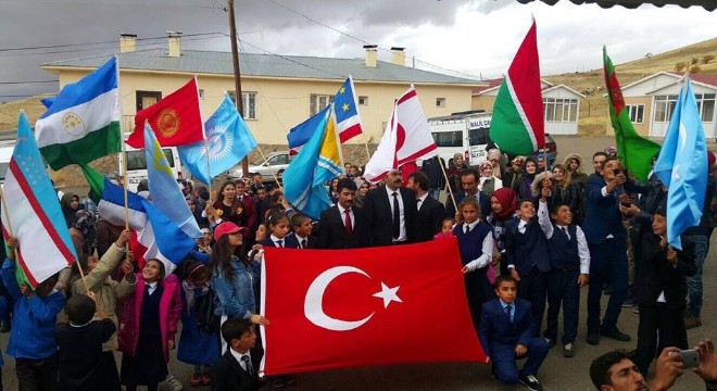 Erzurum'dan Erzincan'a Türk Dünyası köprüsü