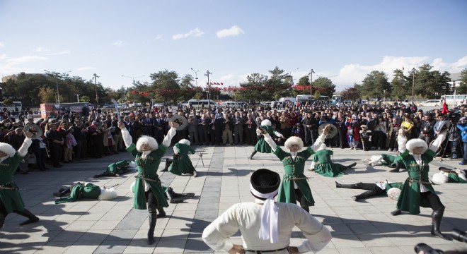 ‘Erzurum kardeşlik adresi'