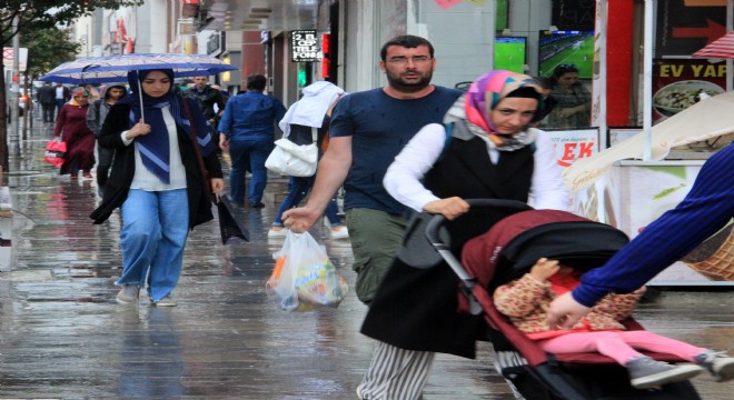 Erzurum yağmurla serinledi