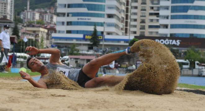 Erzurumlu atletler Atletizm 1. Lig'inde yarıştı