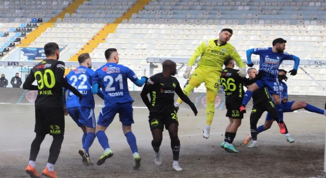 Erzurumspor 2'incilik fırsatını kaçırdı
