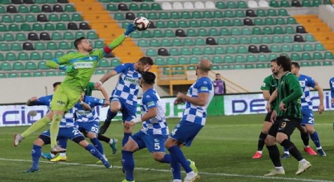 Erzurumspor Akhisar'dan 1 puanla dönüyor