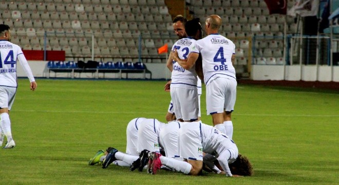 Erzurumspor taraftarına şok yaşattı !