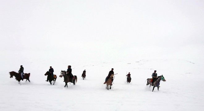 Fotoğraf sanatçıları'ndan Doğu Buluşması