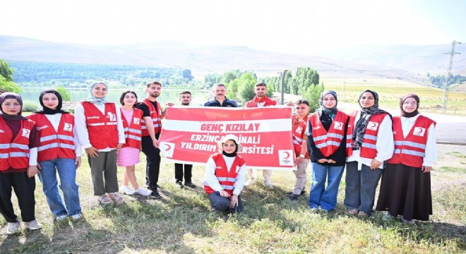 Genç Kızılay Erzurum ‘Afete Hazırım Kampı'nda