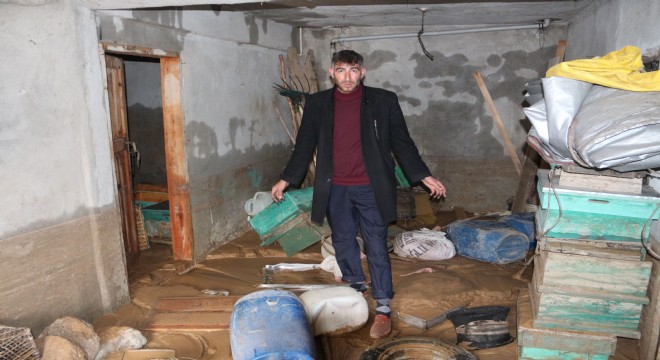 HES kanalından sızan sular evleri bastı