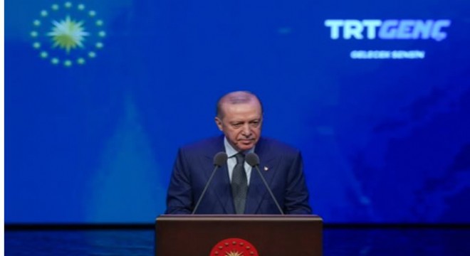 ‘Hakikat mücadelemizi her cephede sürdüreceğiz'