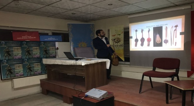 İpek, Türk Kültürü'nde Kopuz'u anlattı