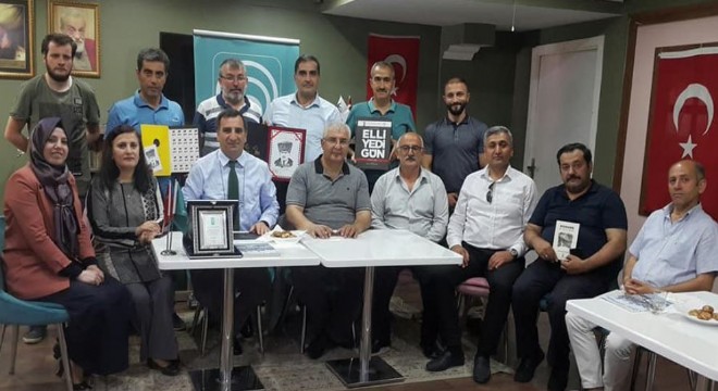 Kadıoğlu'na şükran plaketi