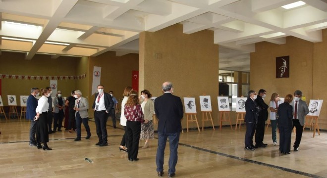 Kadıoğlu'nun eserleri OMÜ'de sergilendi