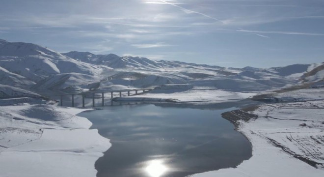 Kar yağışı manzarayı değiştirdi