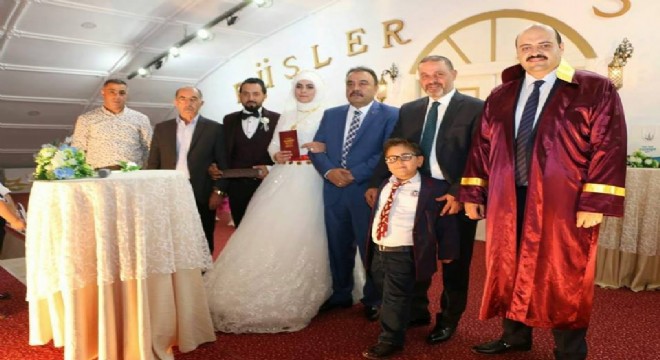 Karaca ailesinin mutlu günü