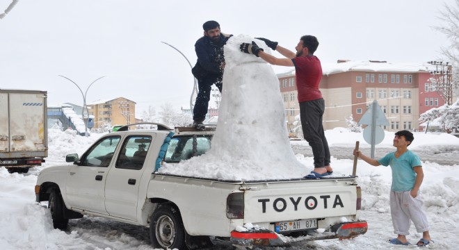 Kardan adamı hiç böyle görmediniz