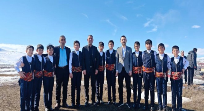 Kaymakam Oğuztürk'ten şampiyon ekibe tebrik