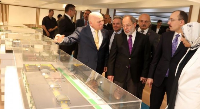 Muş'tan, Sekmen'e tecrübe ve yatırım övgüsü