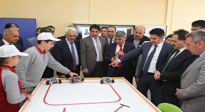 Okullar Z-engin yaşıyor