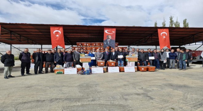 Oltu'da Arı üreticilerine destek