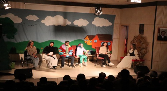 Oltulu çocuklar 23 Nisan Şöleninde buluştu