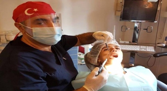 Özbaylar'dan diş eti uyarısı