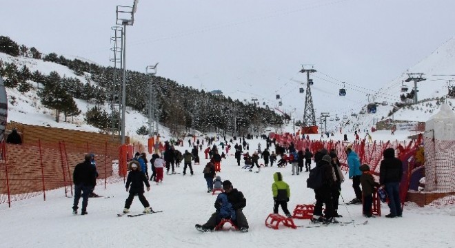 Palandöken'de sömestr yoğunluğu