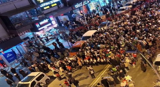 Ramazan'a fener alaylı karşılama