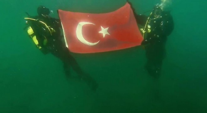 SAK'tan Buz Altı Dalış eğitimi