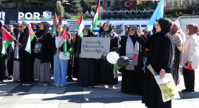 Sağlık çalışanlarının Gazze nöbeti 100. haftasında