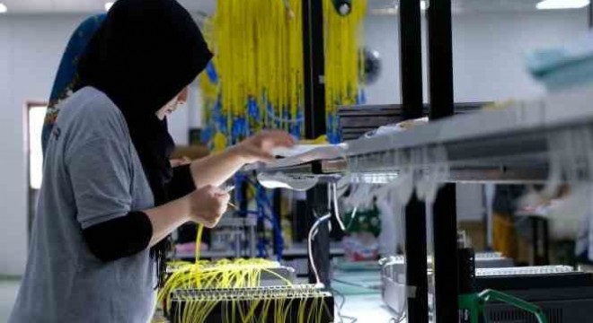 Sanayi üretimi yıllık yüzde 0,7 azaldı