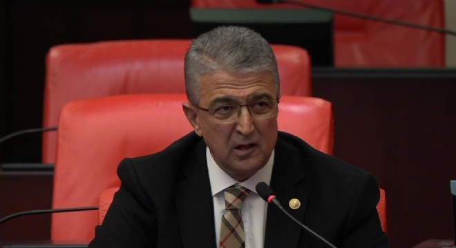 ‘Şehitlerimizi rahmet ve minnetle anıyoruz'